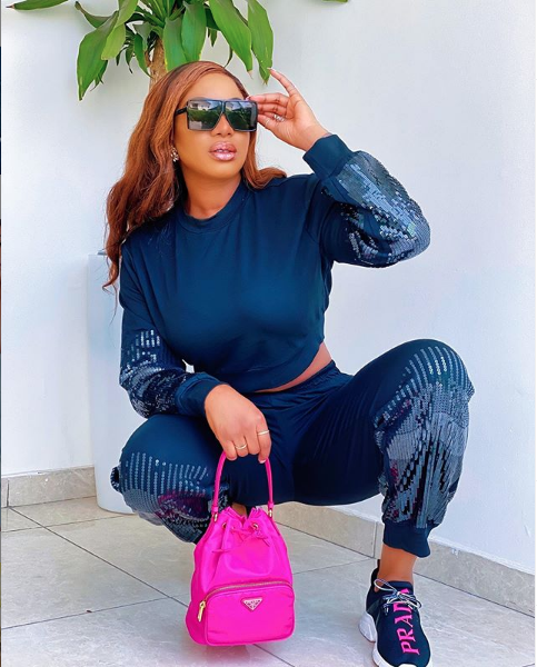 chika ike,dress, bag, shoes, ear ring, room and eye glass